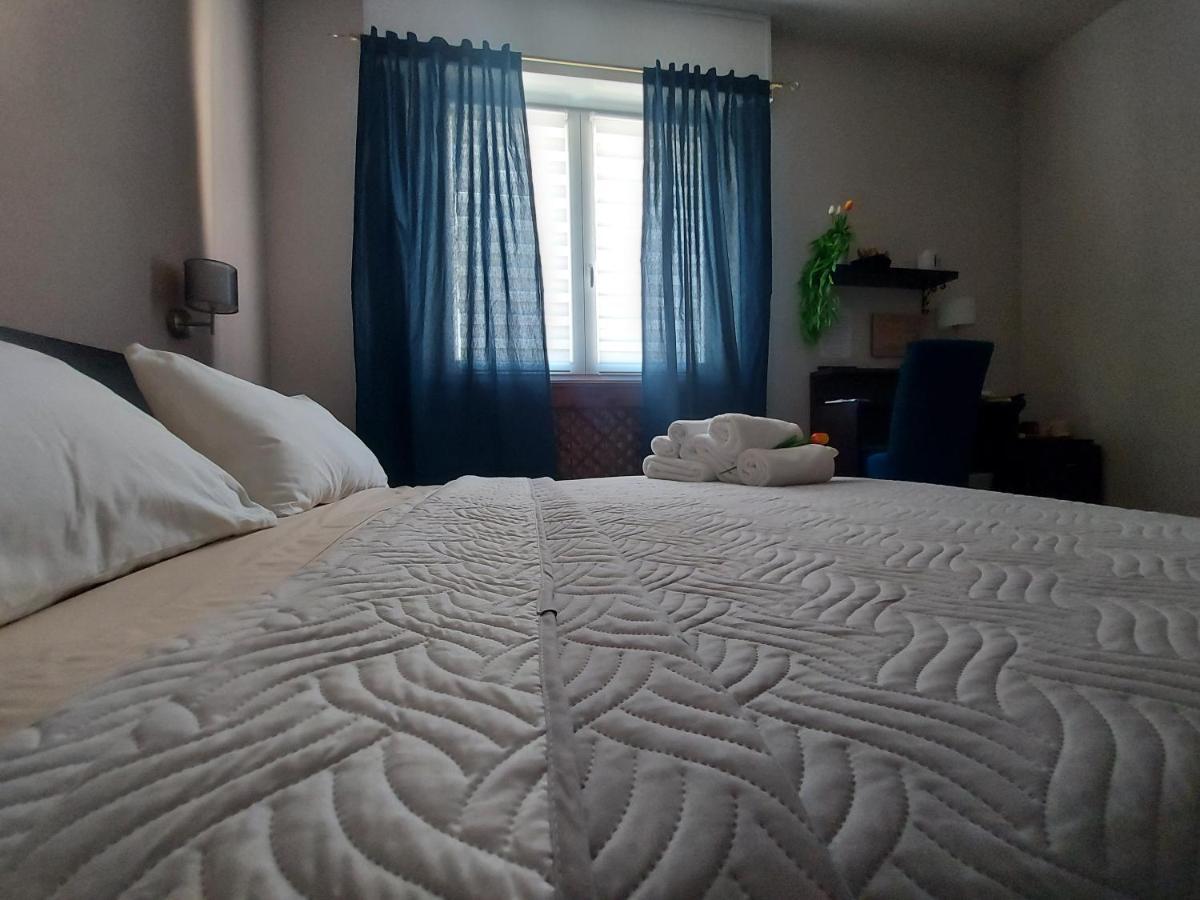 I Tre Marchi Rooms / Camera Mare Termoli Eksteriør bilde