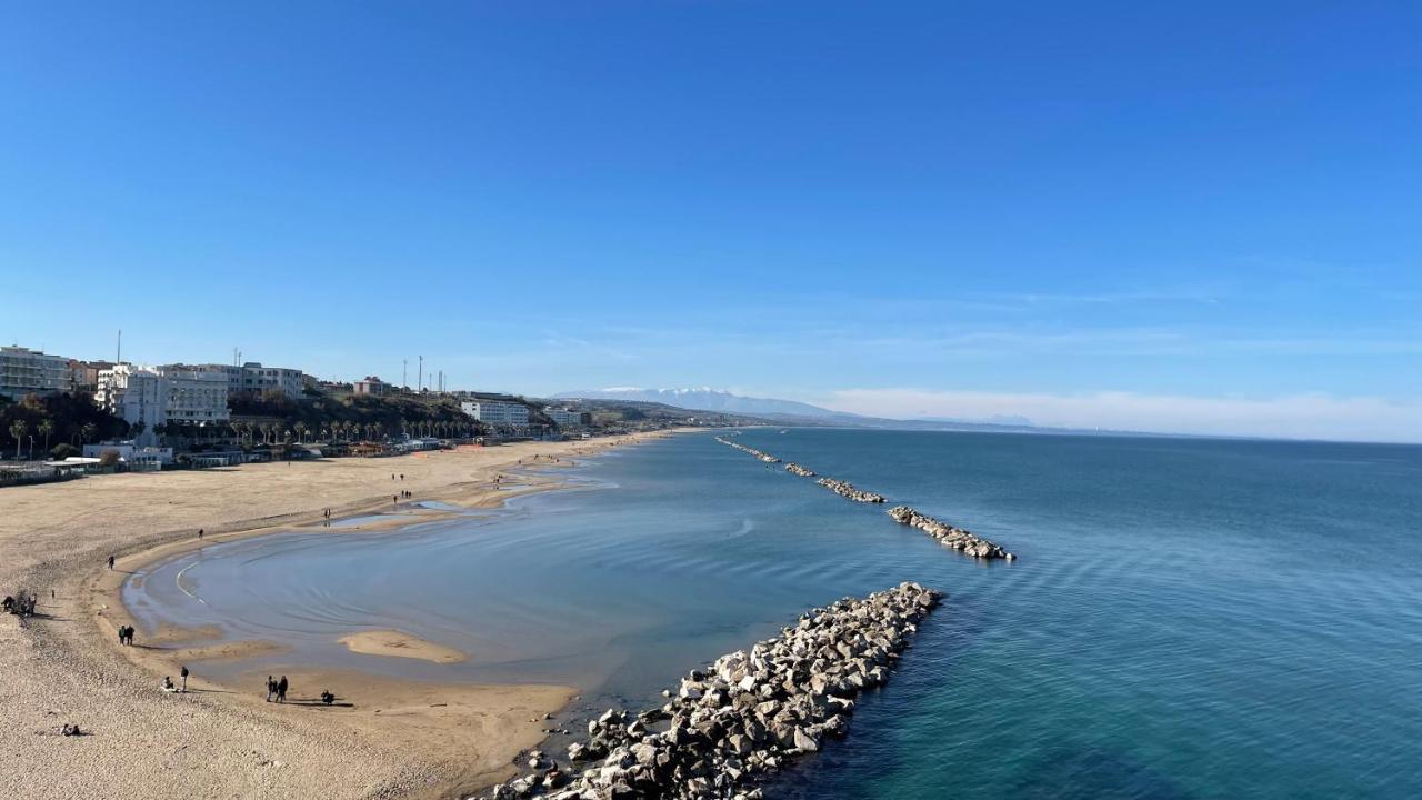 I Tre Marchi Rooms / Camera Mare Termoli Eksteriør bilde