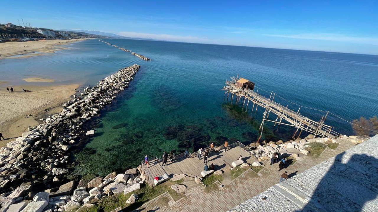 I Tre Marchi Rooms / Camera Mare Termoli Eksteriør bilde
